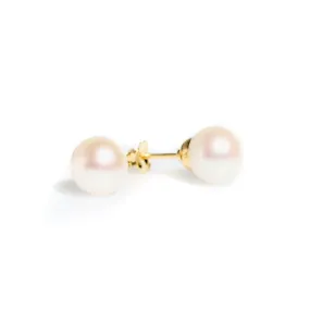 White Pearl Studs set in gold vermeil 8mm